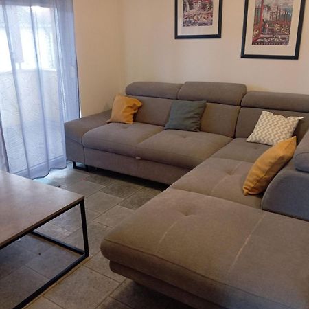 Apartman Olic Ražanac 외부 사진