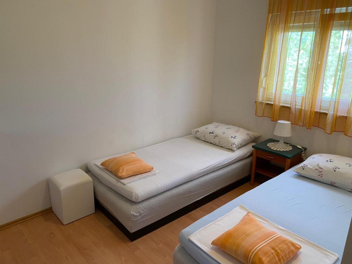 Apartman Olic Ražanac 외부 사진