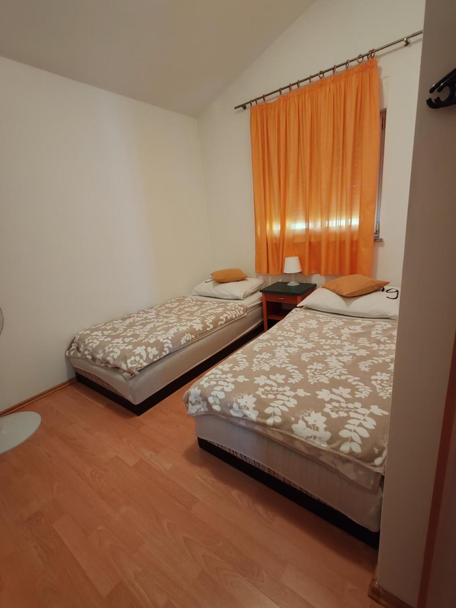 Apartman Olic Ražanac 외부 사진